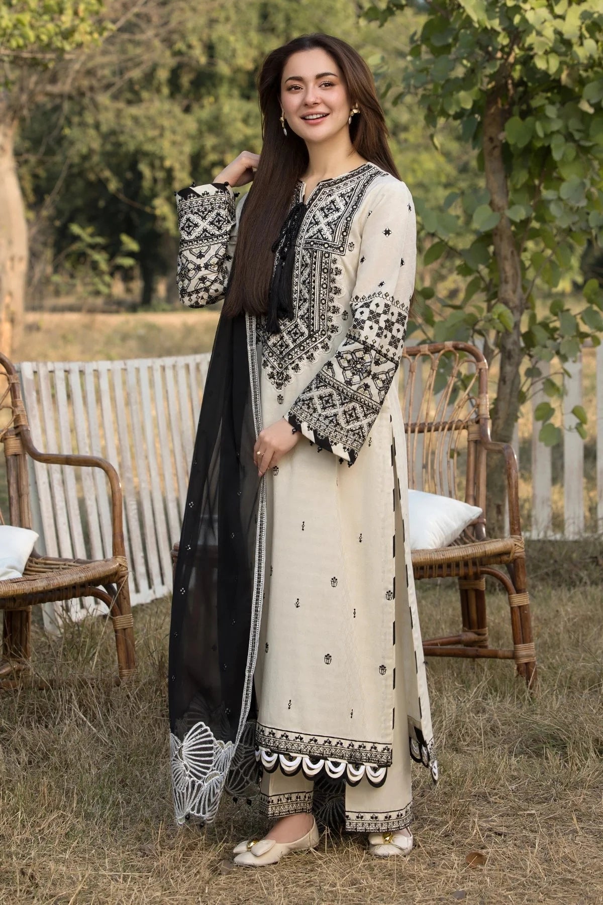 Zara Shah Jahan - 3PC Unstitched Dhanak Embroidered Shirt with Embroidered Dhanak Shawl and Plain Trouser