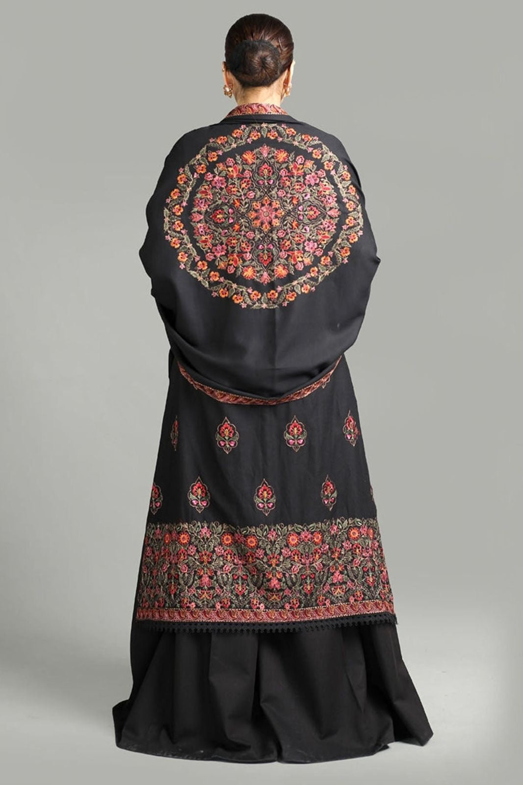 BAREEZE UNSTITCH WITH HEAVY SHAWL