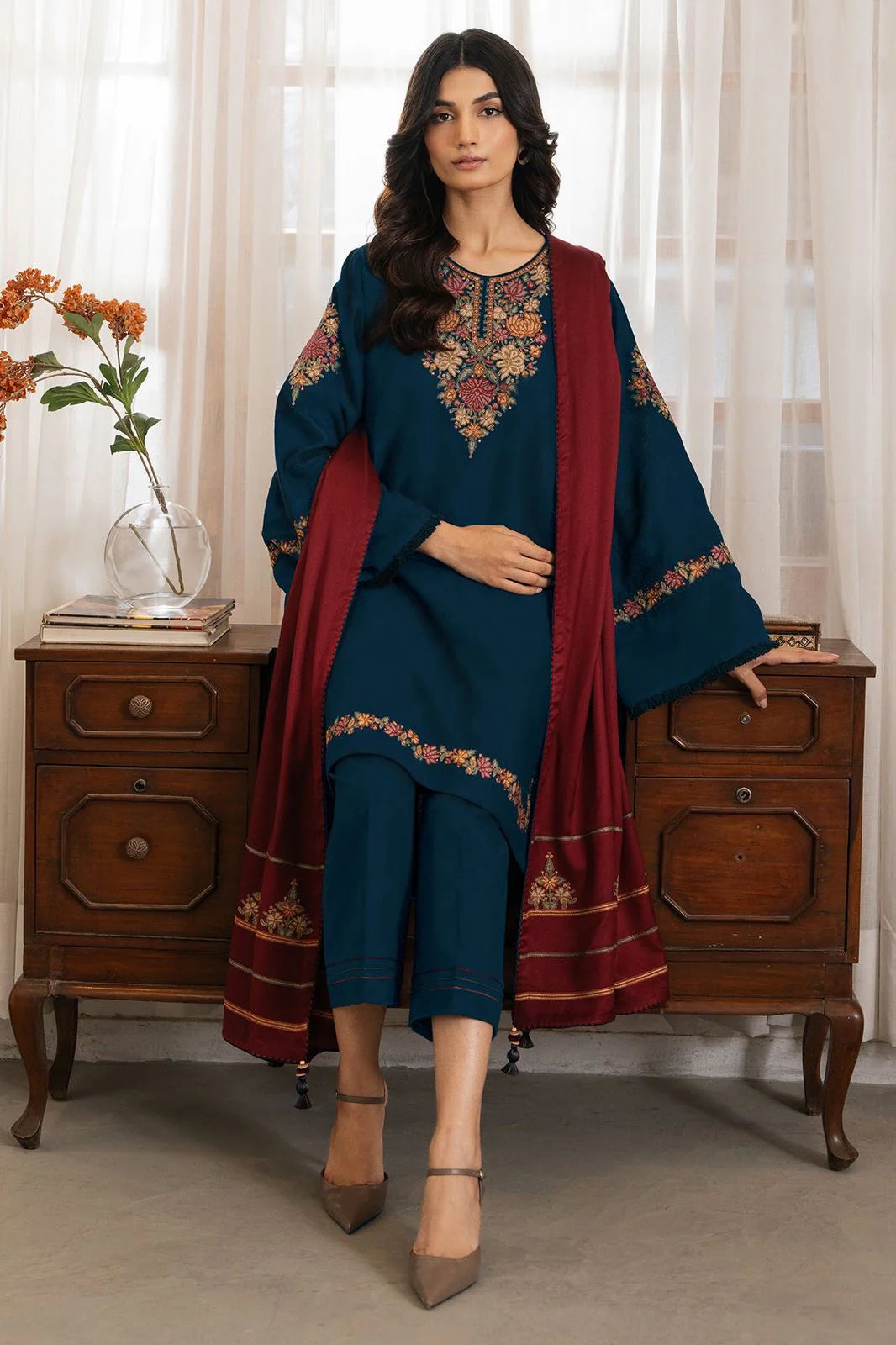 JAZMIN WINTER DHANAK UNSTITCHED 3PC WITH EMBROIDERED DHANAK SHAWL