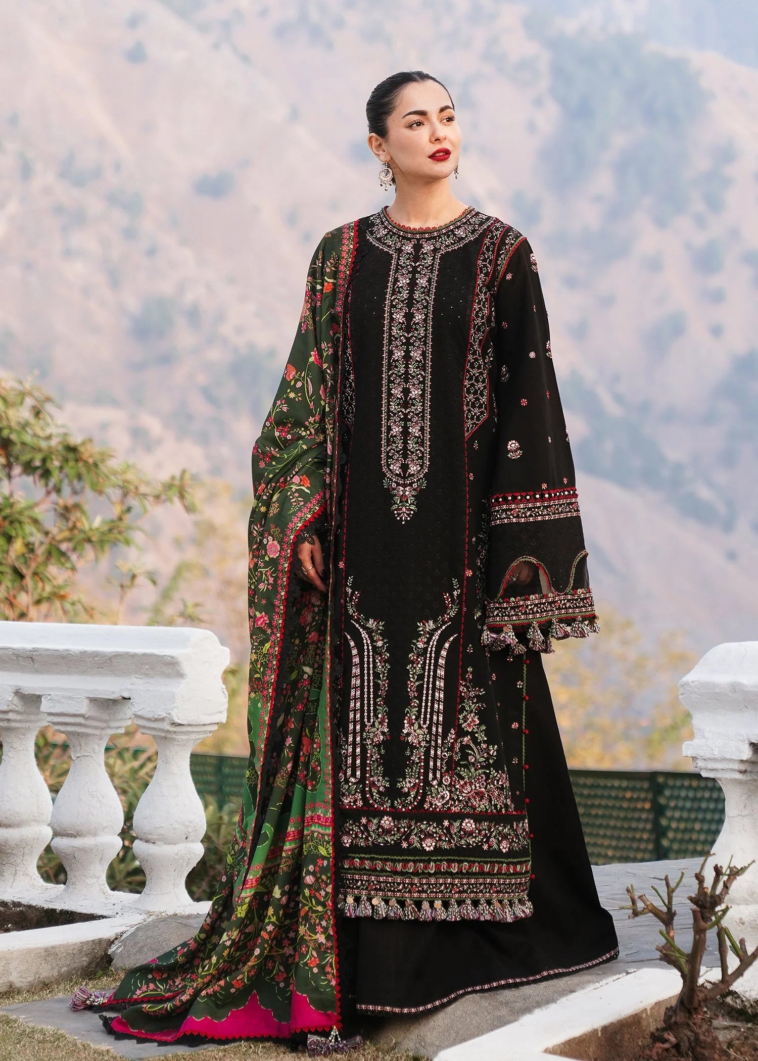 HUSSAIN REHAR DHANAK EMBROIDERED WINTER 3PC WITH DHANAK EMBROIDERED SHAWL