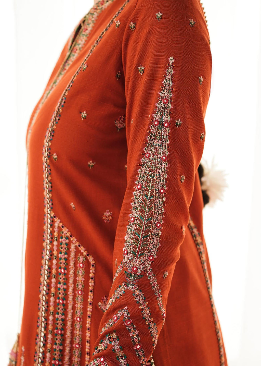 HUSSAIN REHAR LUXURY
UNSTITCHED DHANAK
EMBROIDERED 3PC WITH DHANAK MARINA READY TO WEAR SHAWL