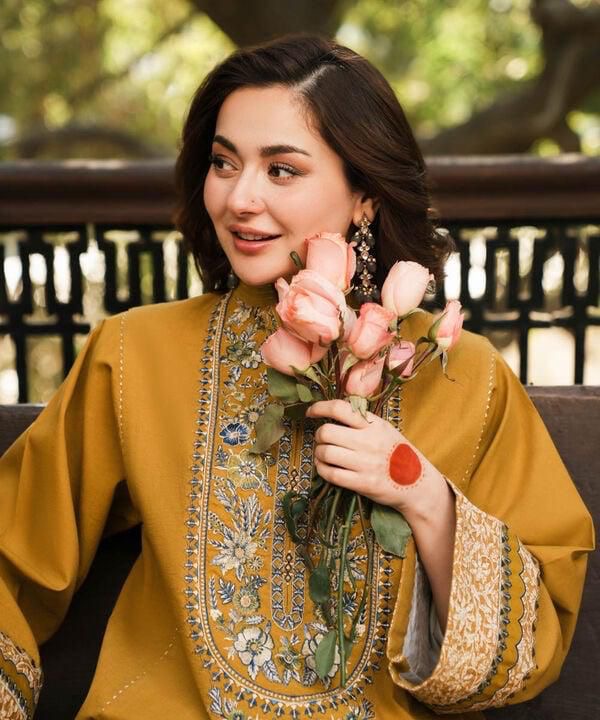 SAPPHIRE 3PC UNSTITCHED DHANAK COLLECTION