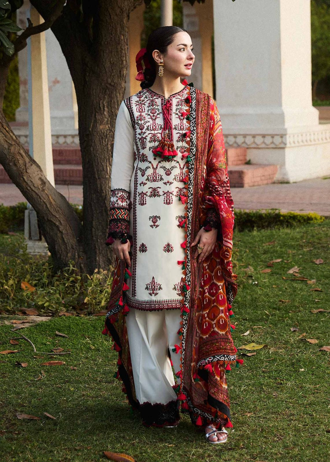 QALAMQAR 3 PC HEAVY SHAWL DHANAK COLLECTION